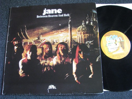 Jane between heaven and - heaven, hell